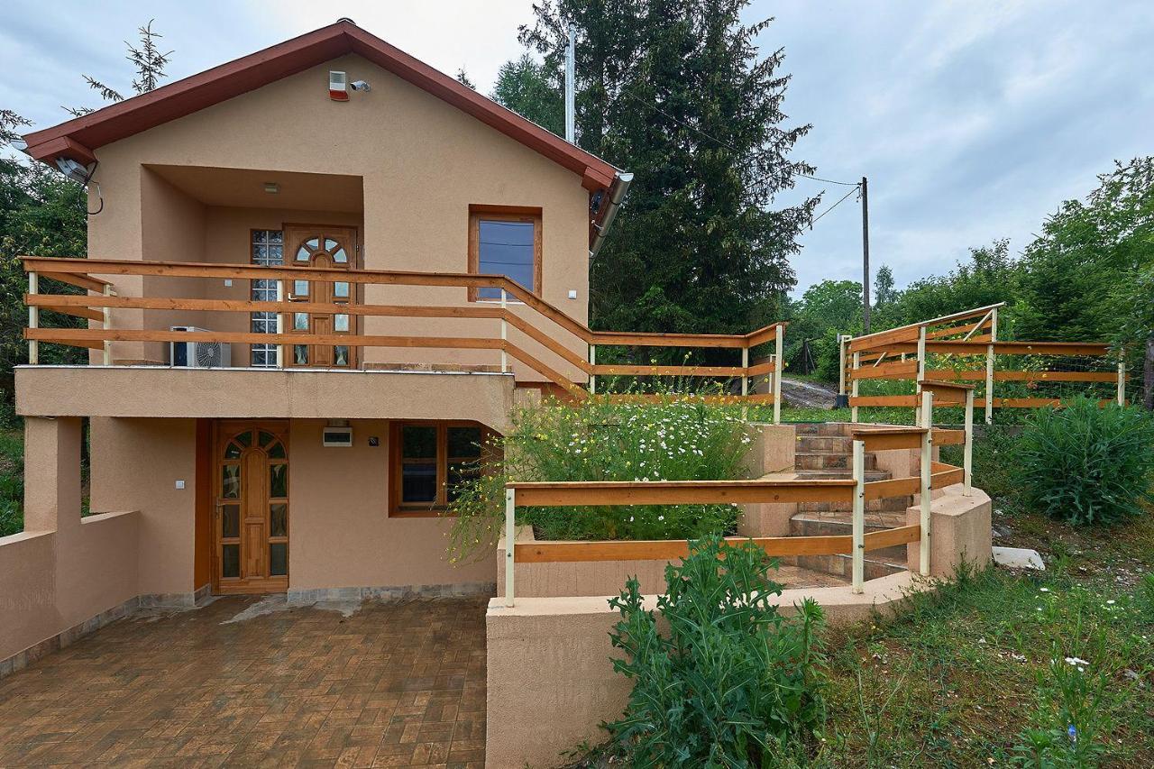 דירות Patko Apartman, Miskolctapolca מראה חיצוני תמונה